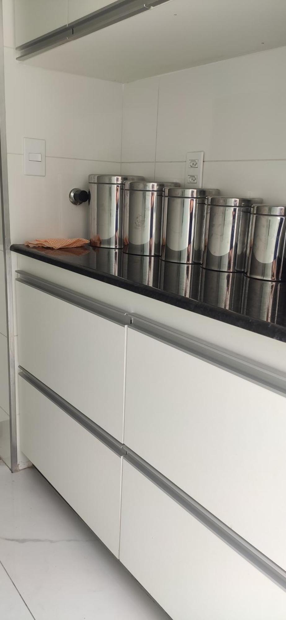 Inteiro Com Area E Garagem Privativa Apartamento *