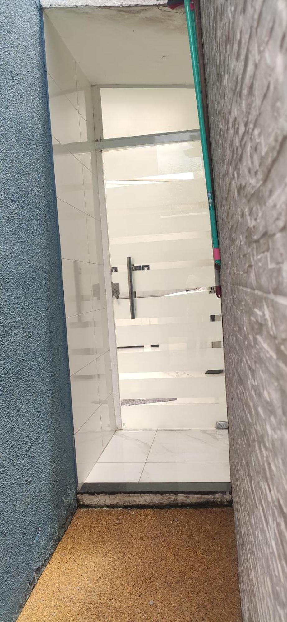Apartamento Inteiro Com Area E Garagem Privativa *