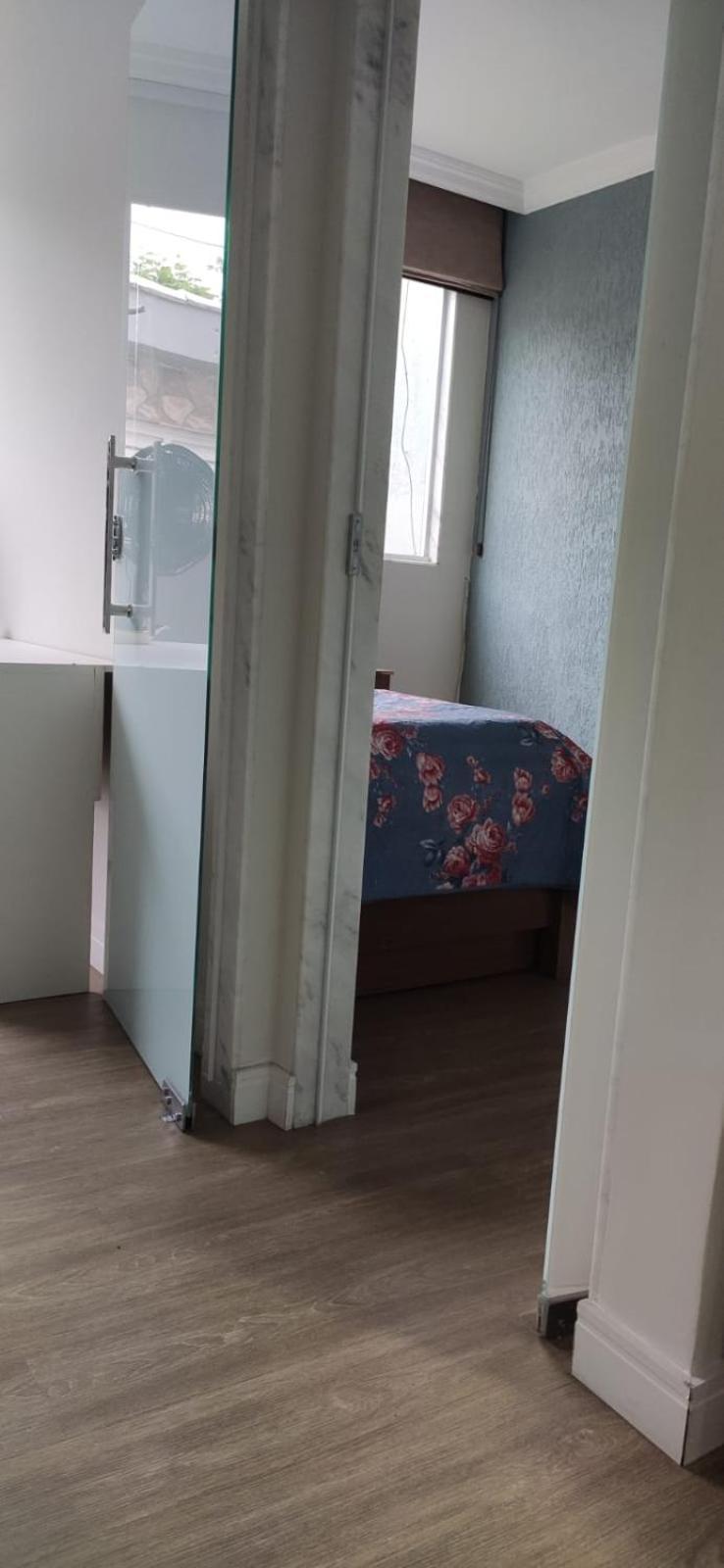 Inteiro Com Area E Garagem Privativa Apartamento
