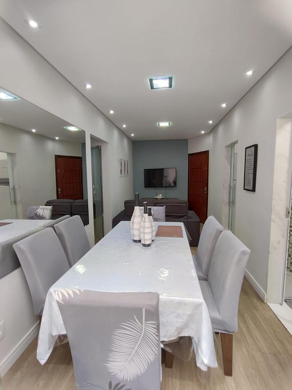 Inteiro Com Area E Garagem Privativa Apartamento