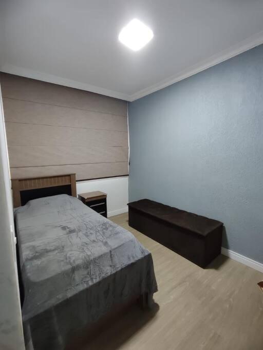 Inteiro Com Area E Garagem Privativa *